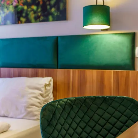 Отель Balaton Colors 3*