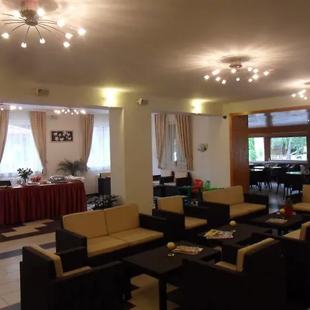Balaton Colors 酒店 希欧福克