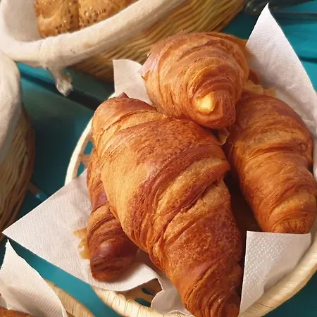 Отель Balaton Colors Шиофок