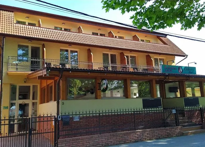 Balaton Colors מלון