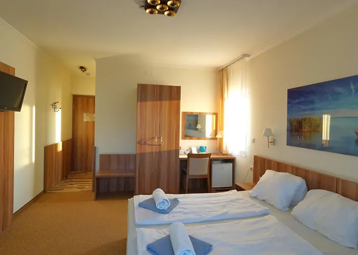 Balaton Colors מלון