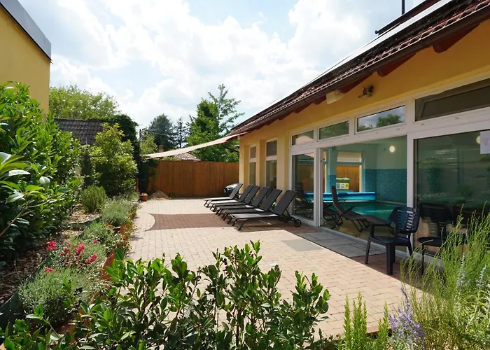 Balaton Colors מלון 3*