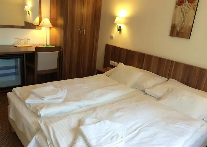 Balaton Colors 3* שיופוק